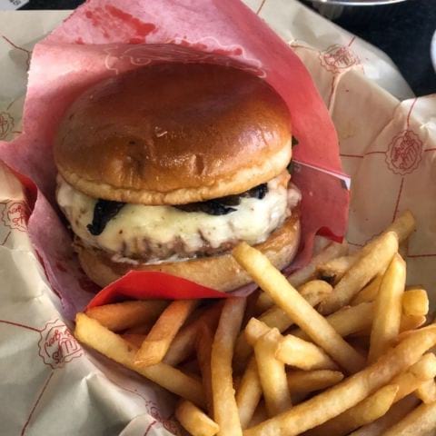 Bild från Lily's Burger Nytorget av Ida B. (2019-03-05)