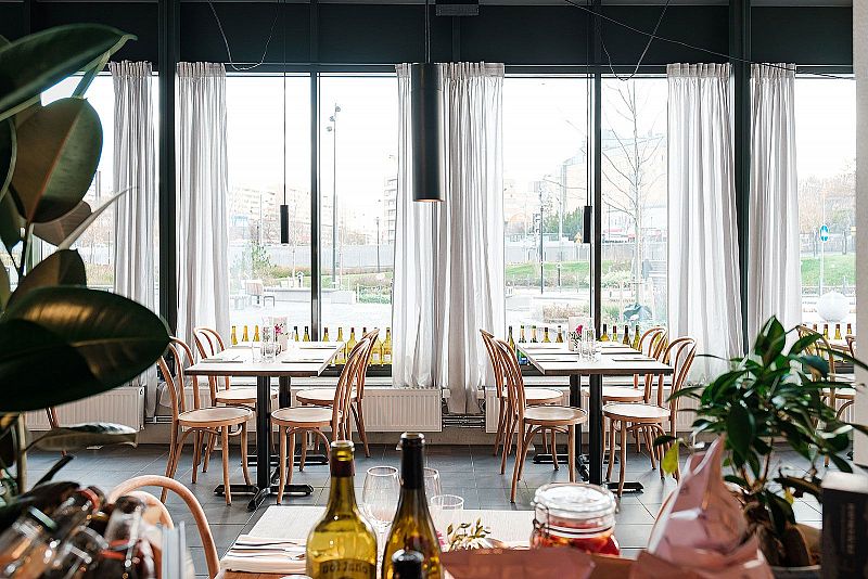 Lokalen Deli, Bistro & Vinbar