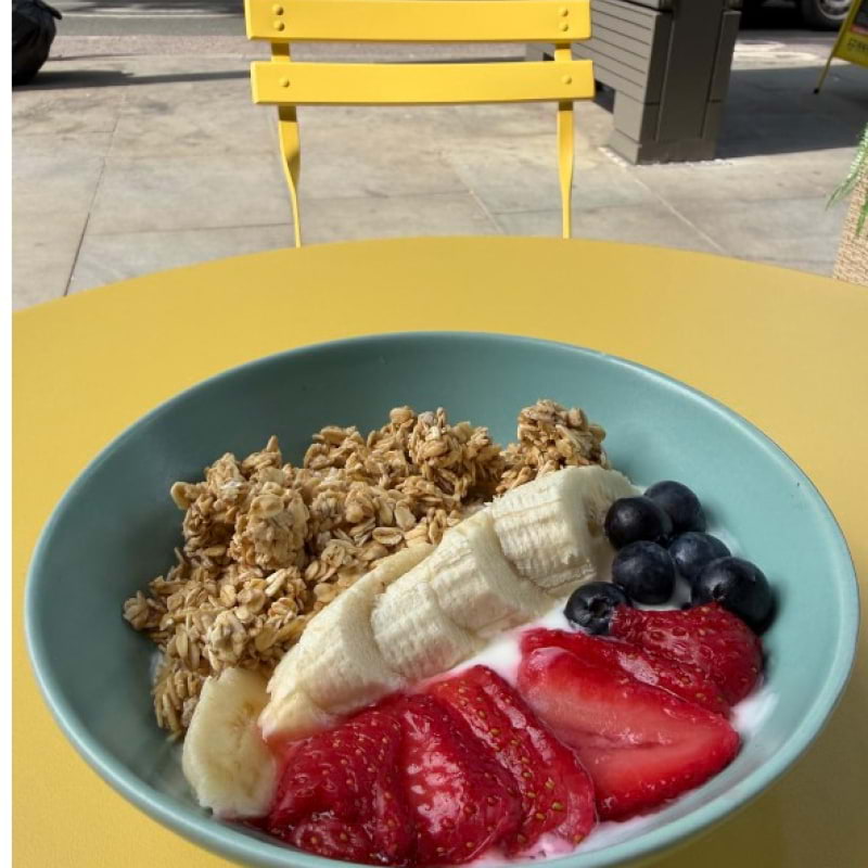 Granola Yoghurt Bowl – Billede fra Anasa af Costas T. (09.06.2026)