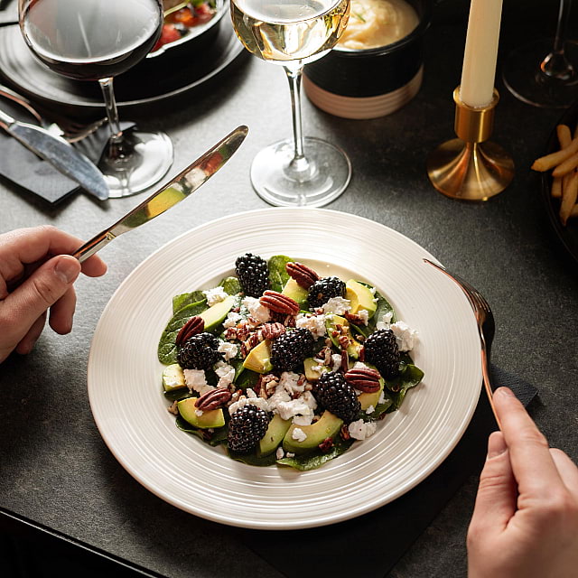 Bennie Restaurant & Bar