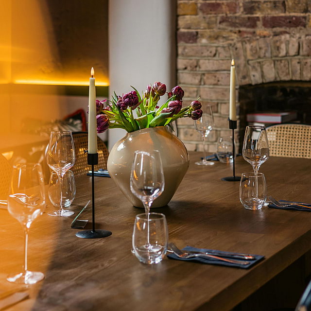Bennie Restaurant & Bar