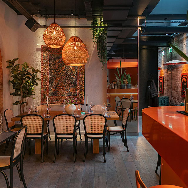 Bennie Restaurant & Bar