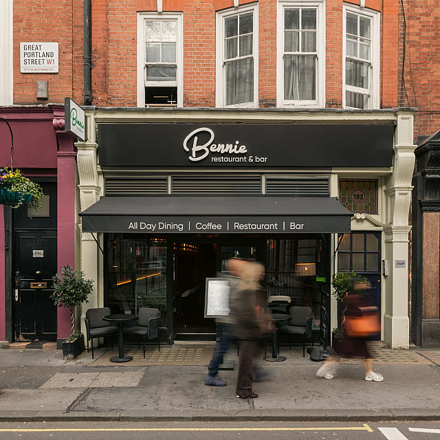 Bennie Restaurant & Bar