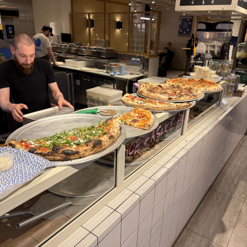 Bild från Breadstall Soho av Adam L. (2025-08-27)