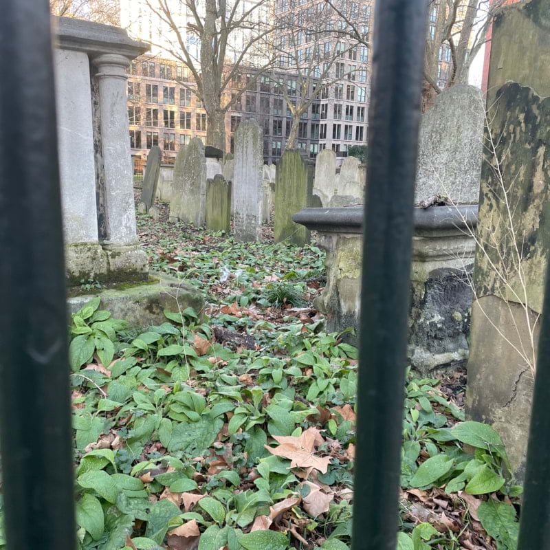 Photo from Bunhill Fields Burial Ground by Tamsin S. (18/01/2024)