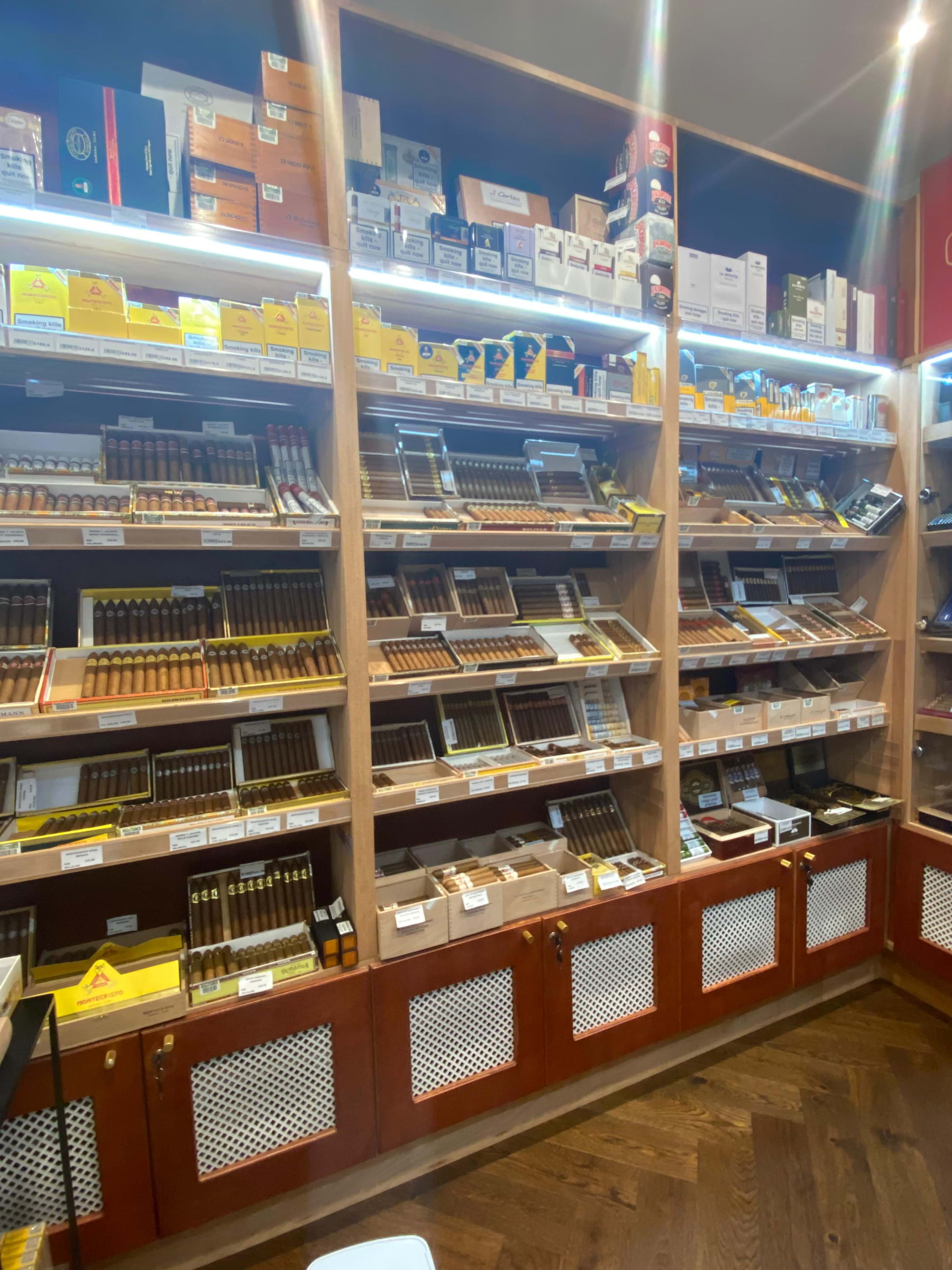 Photo from City Of London Cigars Chiswick by Navaneeth R. (02/11/2024)