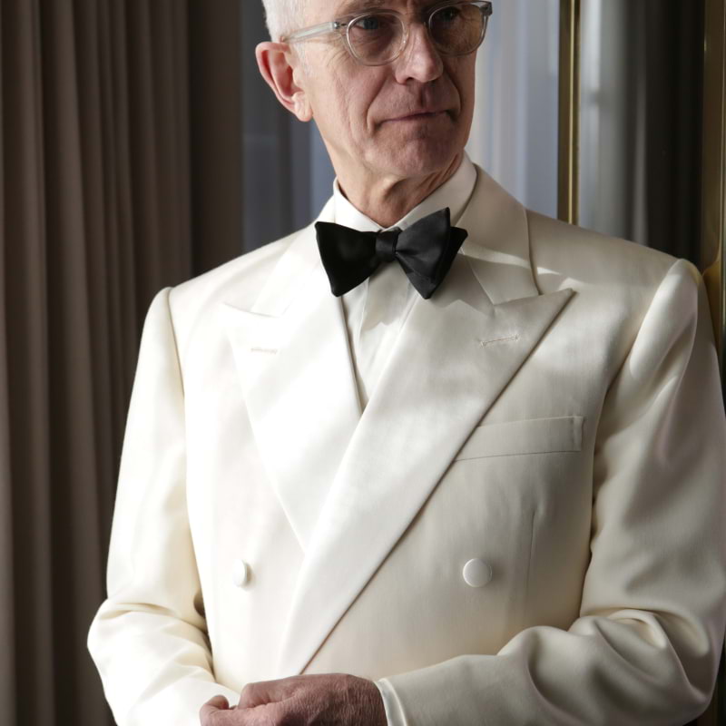 Bespoke white evening wear (tuxedo) by Dege & Skinner – Bild från Dege & Skinner av Cass S. (2025-05-28)