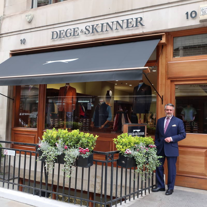 MD William Skinner, 5th generation of family-owned business, 10 savile Row – Bild från Dege & Skinner av Cass S. (2025-05-28)