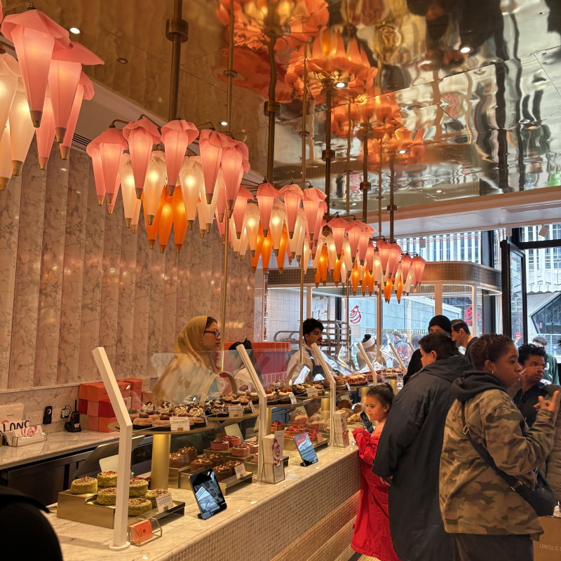 Bild fr&aring;n Donutelier Oxford Street av Vesna&nbsp;D. (2026-03-01)