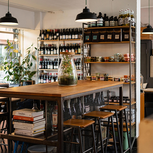Helma Café + Wine