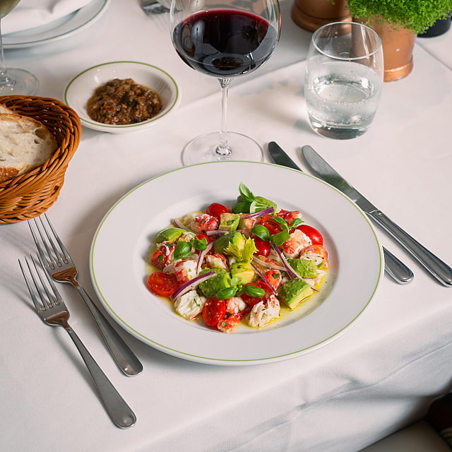 Novikov Restaurant & Bar