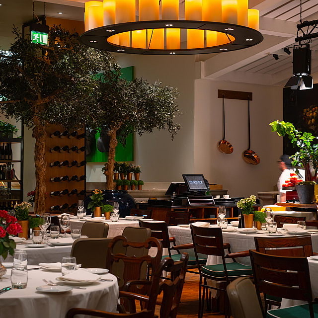 Novikov Restaurant & Bar