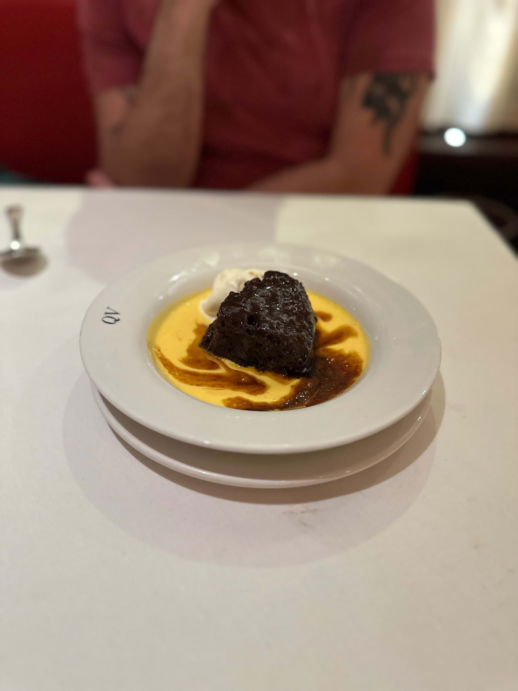 Sticky toffee pudding – Photo from Quo Vadis by Daniel S. (14/01/2024)