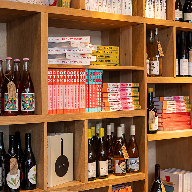Lucas Amillano Pujal&agrave; &middot; Rovi by Ottolenghi