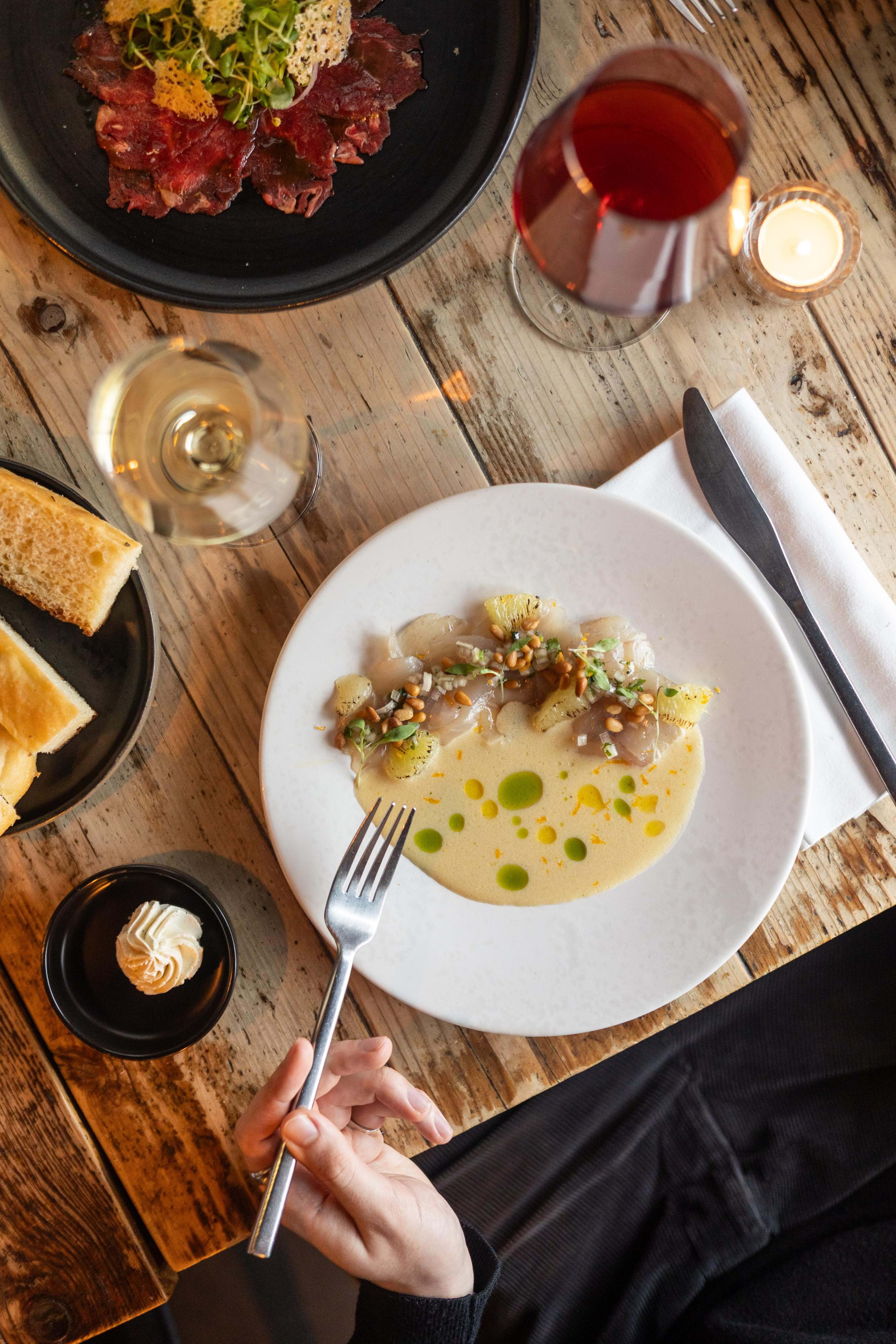 Salut! – Solo dining