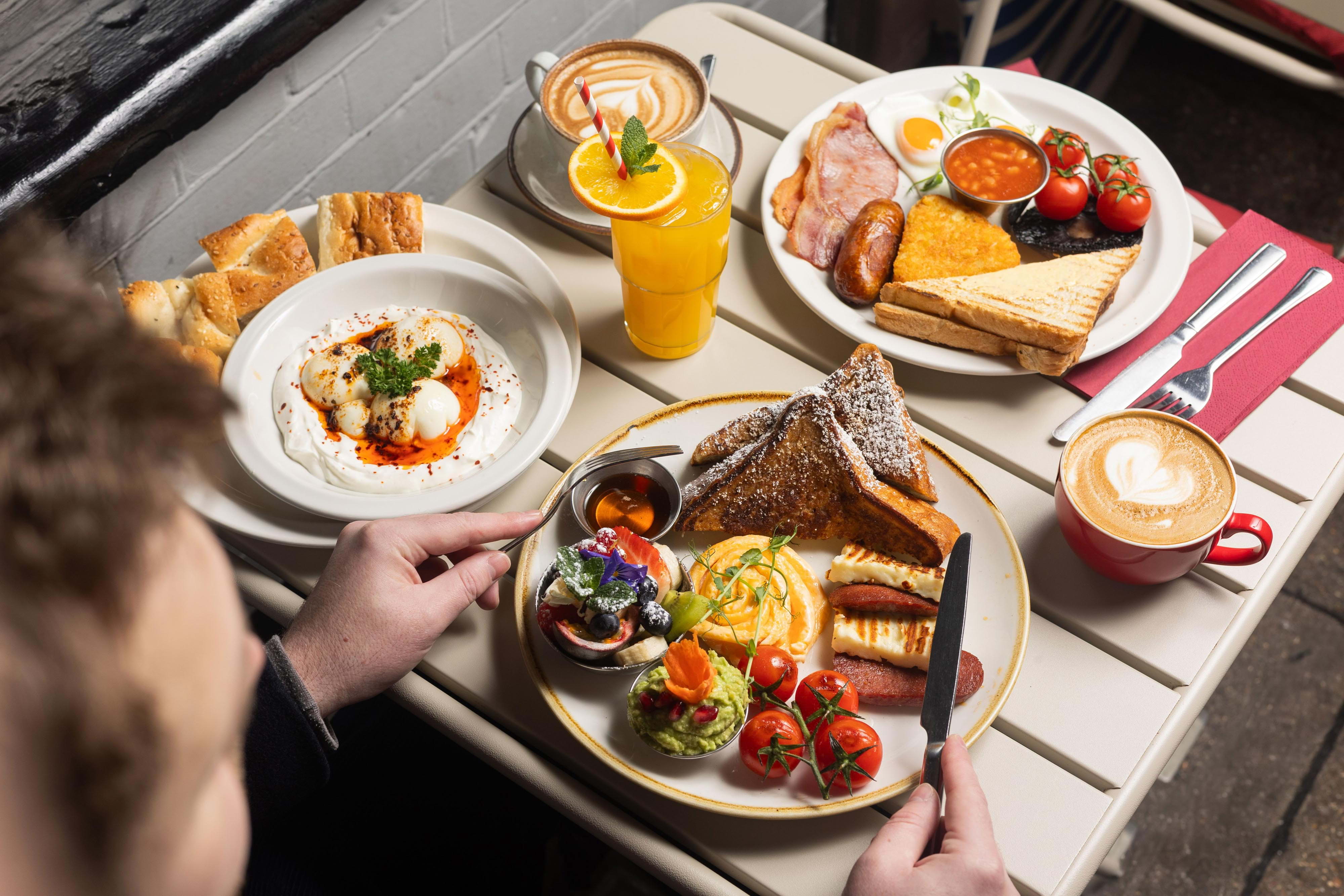 Sandwich Street Kitchen – Outdoor brunch