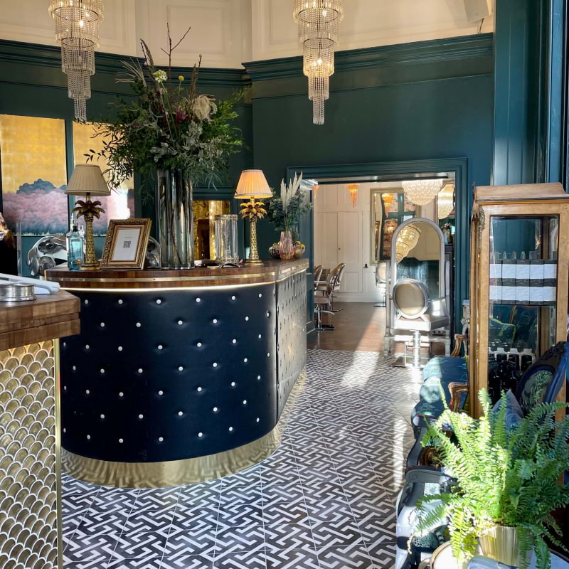 The most beautiful hair salon in London  – Photo from Taylor Taylor London Liberty by Sarah B. (02/01/2024)