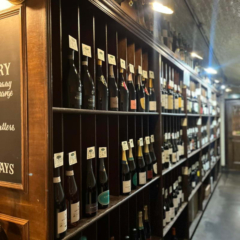wine shop – Photo from The Wine Library by Henry K. (19/03/2026)