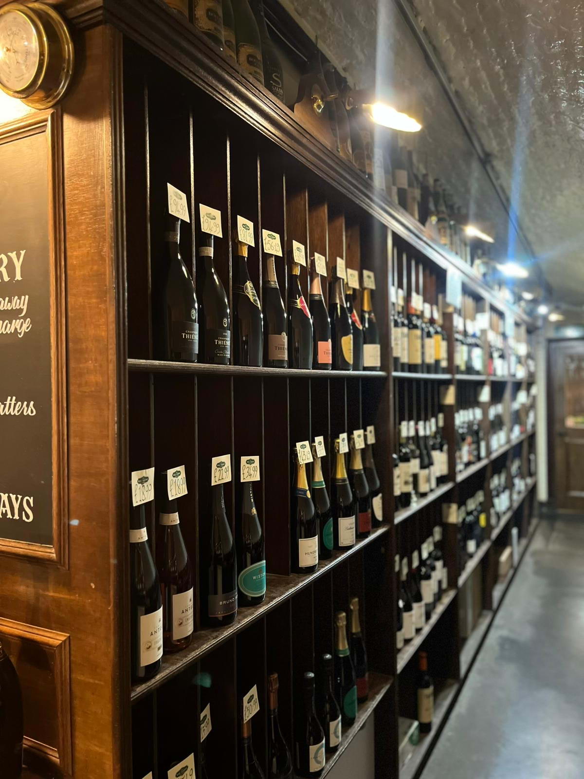 wine shop &ndash; Photo from The Wine Library by Henry&nbsp;K. (19/03/2026)