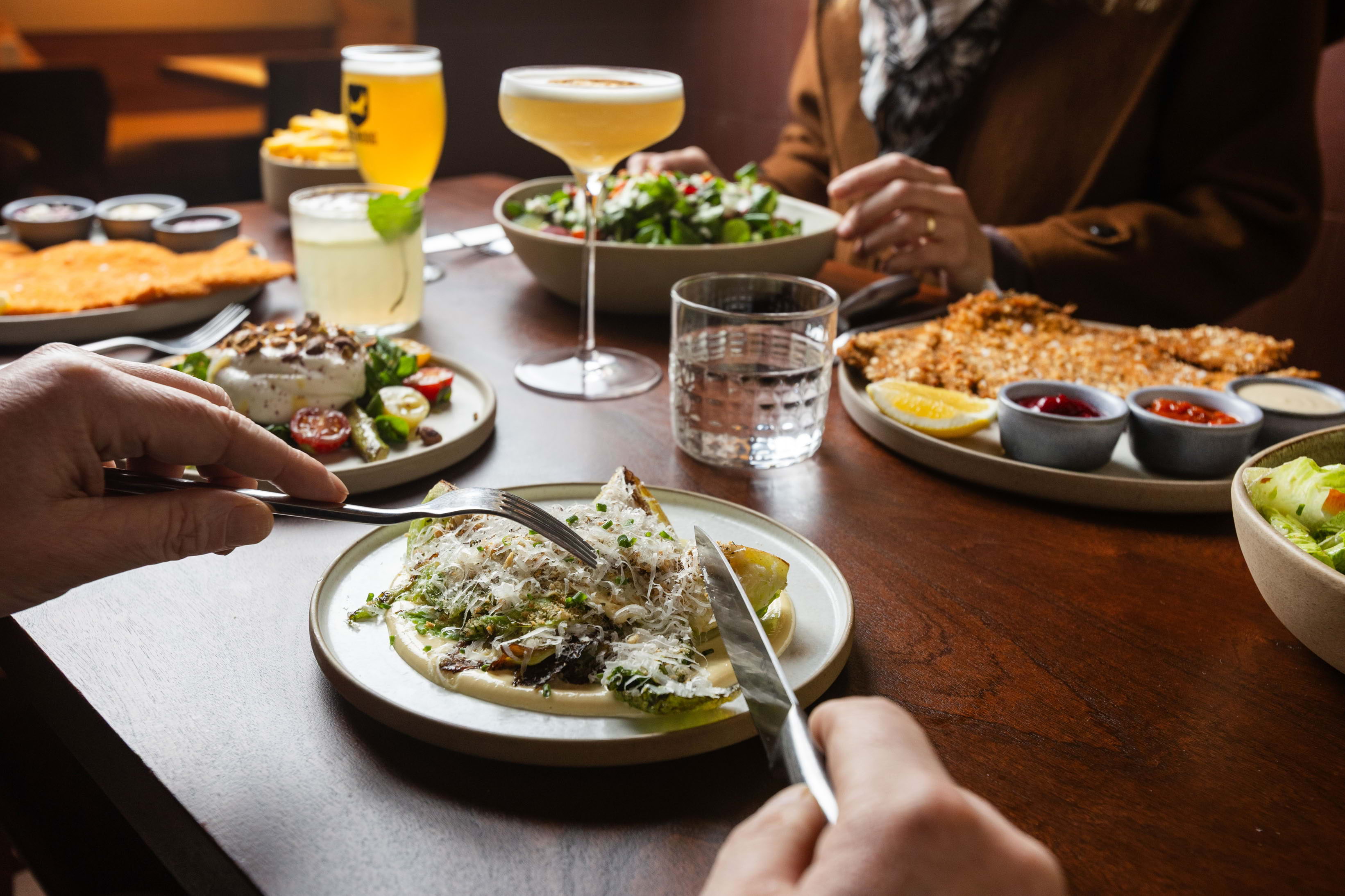 Von Crumb – Outdoor restaurants