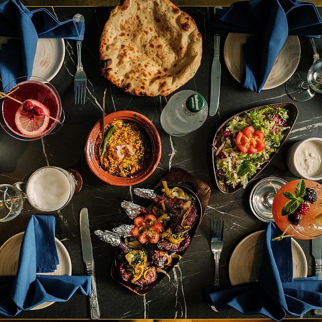 Zoya Grill & Lounge