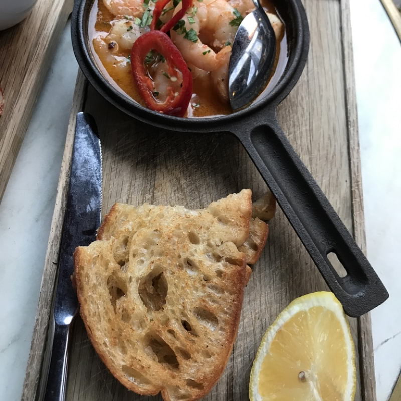 Gambas al pil pil – Photo from Matilde by Jessica K. (05/11/2020)