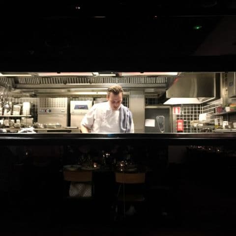 Öppet kök – Bild från Malmen Restaurang & Cocktailbar av Fredrik J. (2016-10-01)