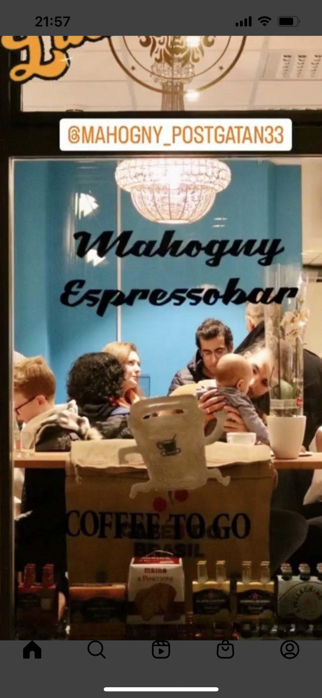 Photo from Mahogny Espressobar by Arman B. (02/01/2023)