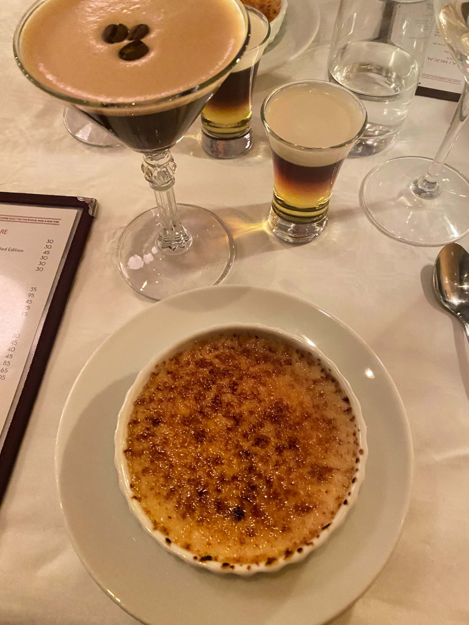 Creme brulée, espresso martini och hotshots – Photo from Mäster Anders by Hedvig A. (01/11/2022)