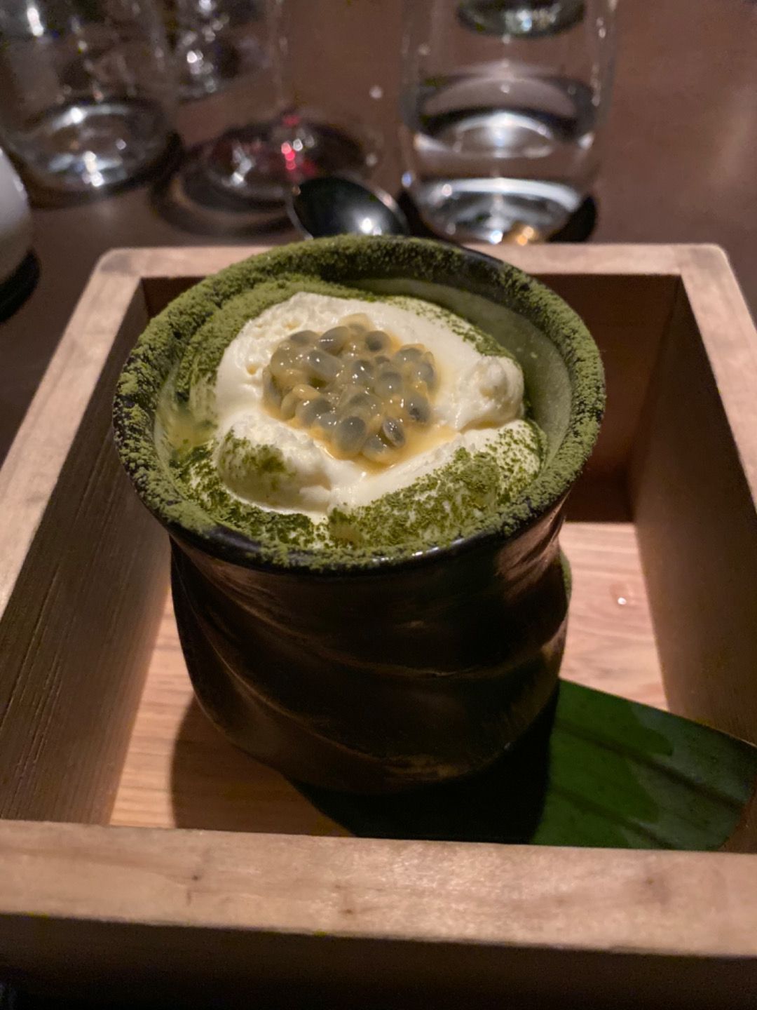Tiramisu med grönt te och passionsfrukt – Bild från Miss Voon av Ingela P. (2020-01-30)