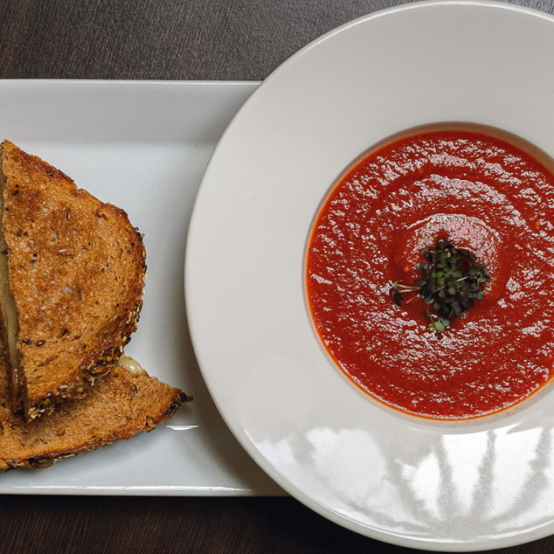 tomatsoppa och grilled cheese – Photo from Interpool by Åsa A. (23/02/2024)