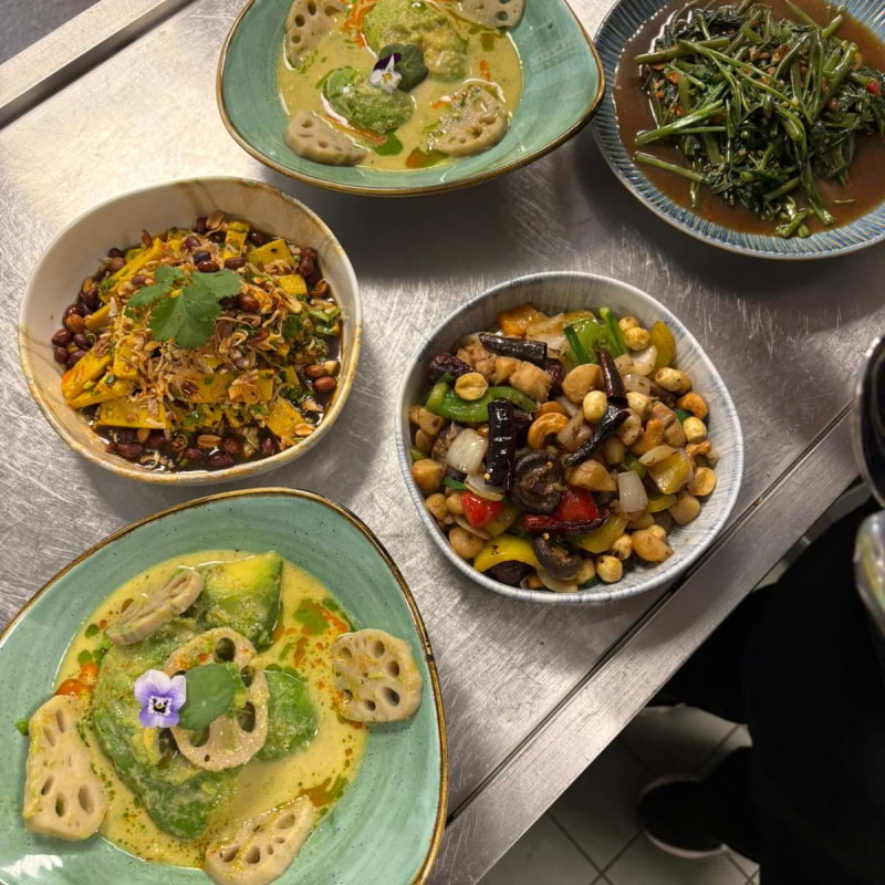 Photo from Troppo by Amru&nbsp;S. (04/01/2026)