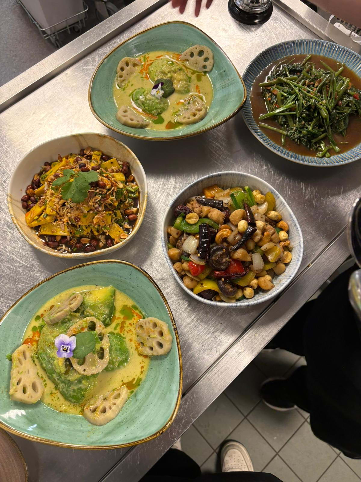 Photo from Troppo by Amru S. (04/01/2026)