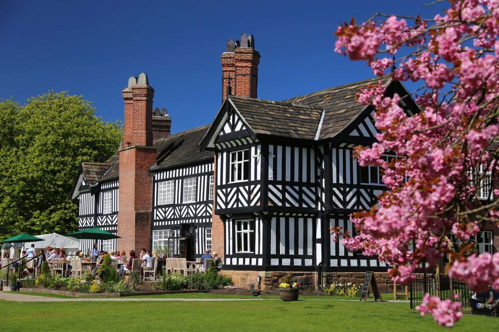 Worsley Old Hall – Pub, British restaurant – Salford, Manchester