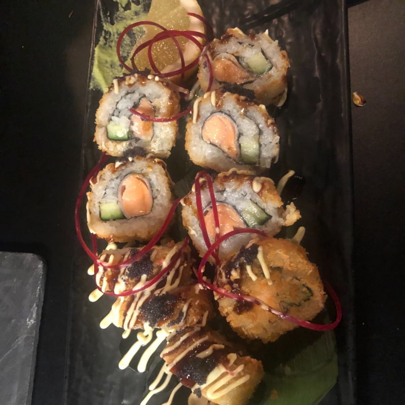 Grillade sushi  – Bild från Negu Sushi & Bar av Enkhtsetseg B. (2021-12-13)