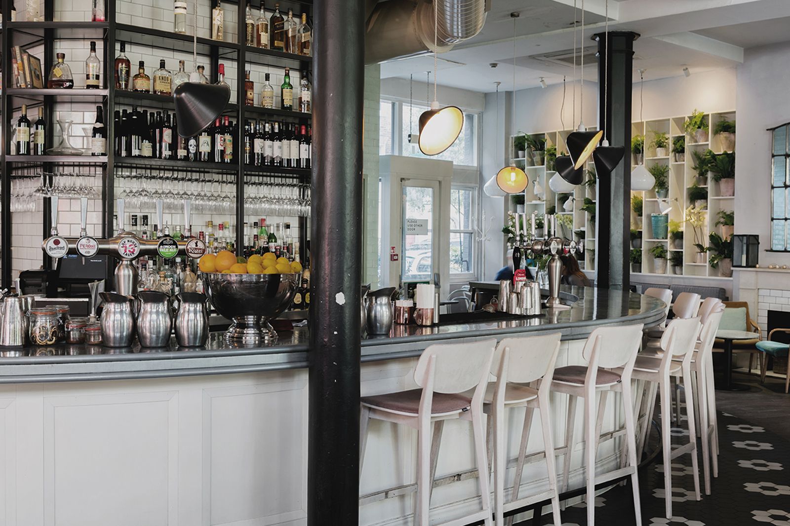 No 11 Pimlico Road – Bars in Victoria