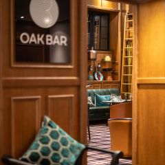 Oak Bar