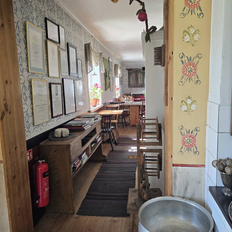Bild fr&aring;n Bredsj&ouml; Mj&ouml;lkf&aring;r Ostcaf&eacute; & g&aring;rdsmejeri av Cecilia&nbsp;S. (2026-06-11)