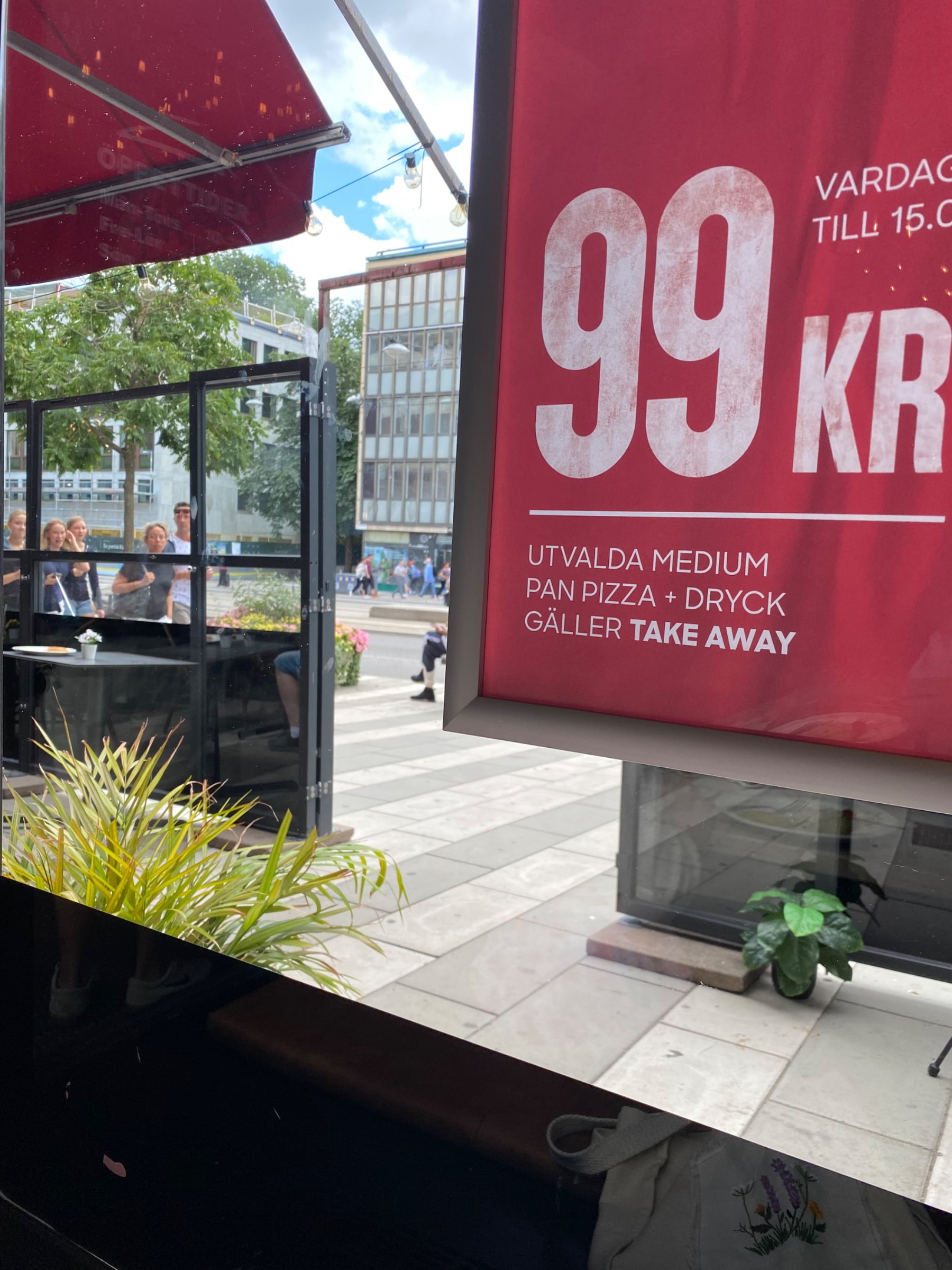 Photo from Pizza Hut Klarabergsgatan by Madiha S. (23/07/2022)