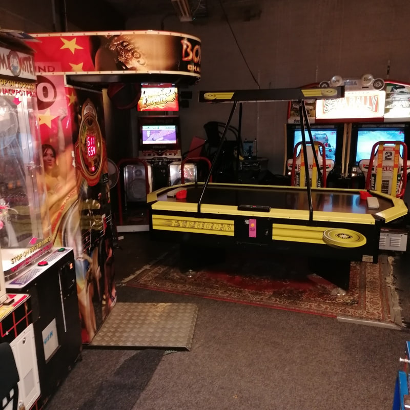 Photo from RePlay Pinball Arcade by Jan E. (09/07/2021)