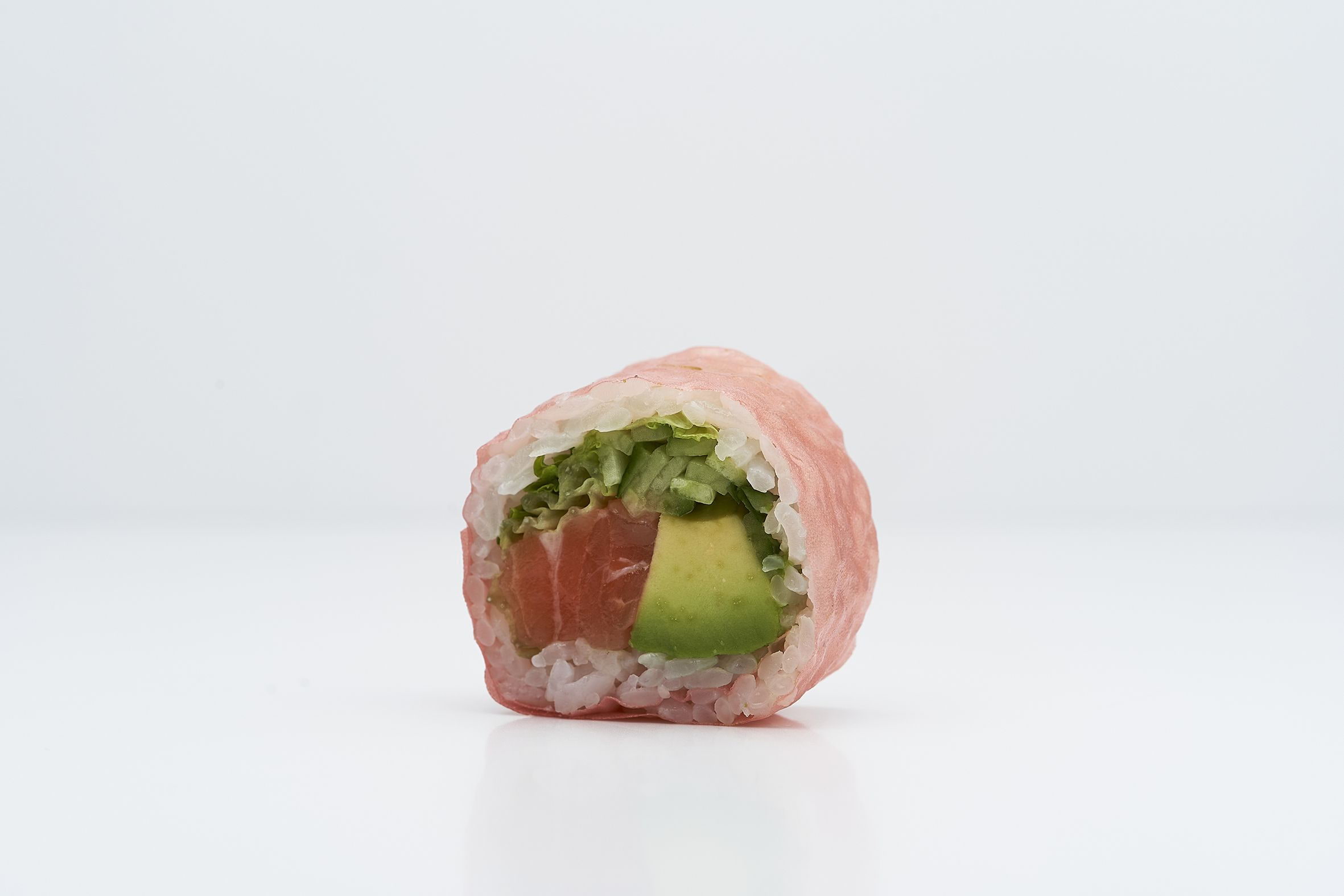 Maki med rosa nori – Bild från Saya Sushi Hötorget av Saya S. (2020-03-04)