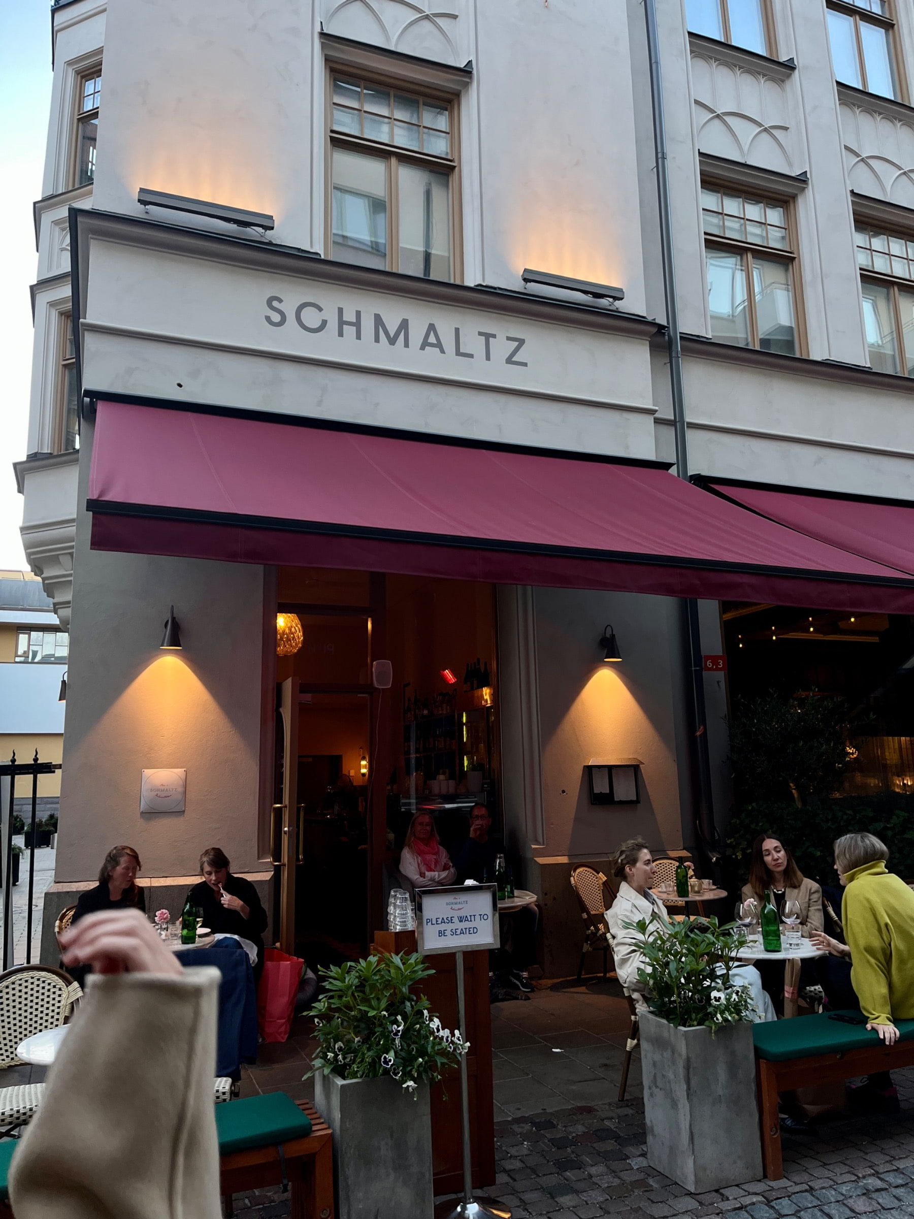 Photo from Schmaltz Bar & Delicatessen by These S. (11/07/2022)