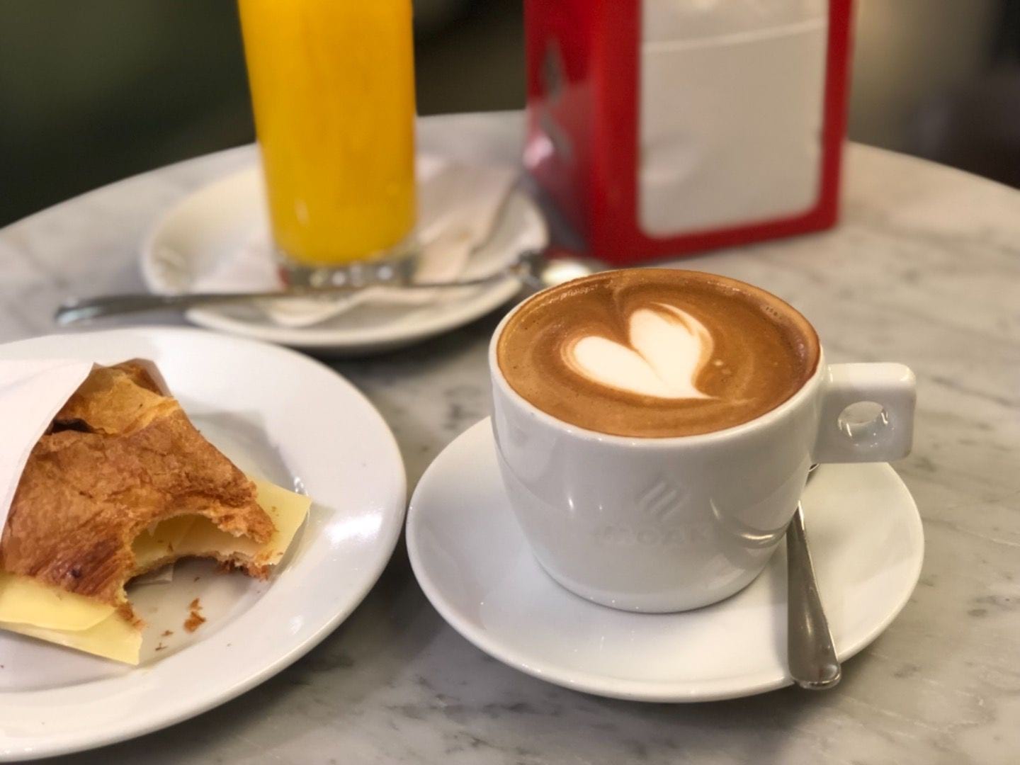 Frukostpaket 89kr. – Bild från Sempre Espresso Bar av Agnes L. (2019-01-16)