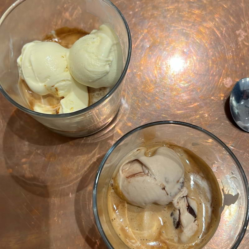 Affogato med hasselnöt gelato – Photo from Snö Odengatan by Bipasha H. (12/02/2023)
