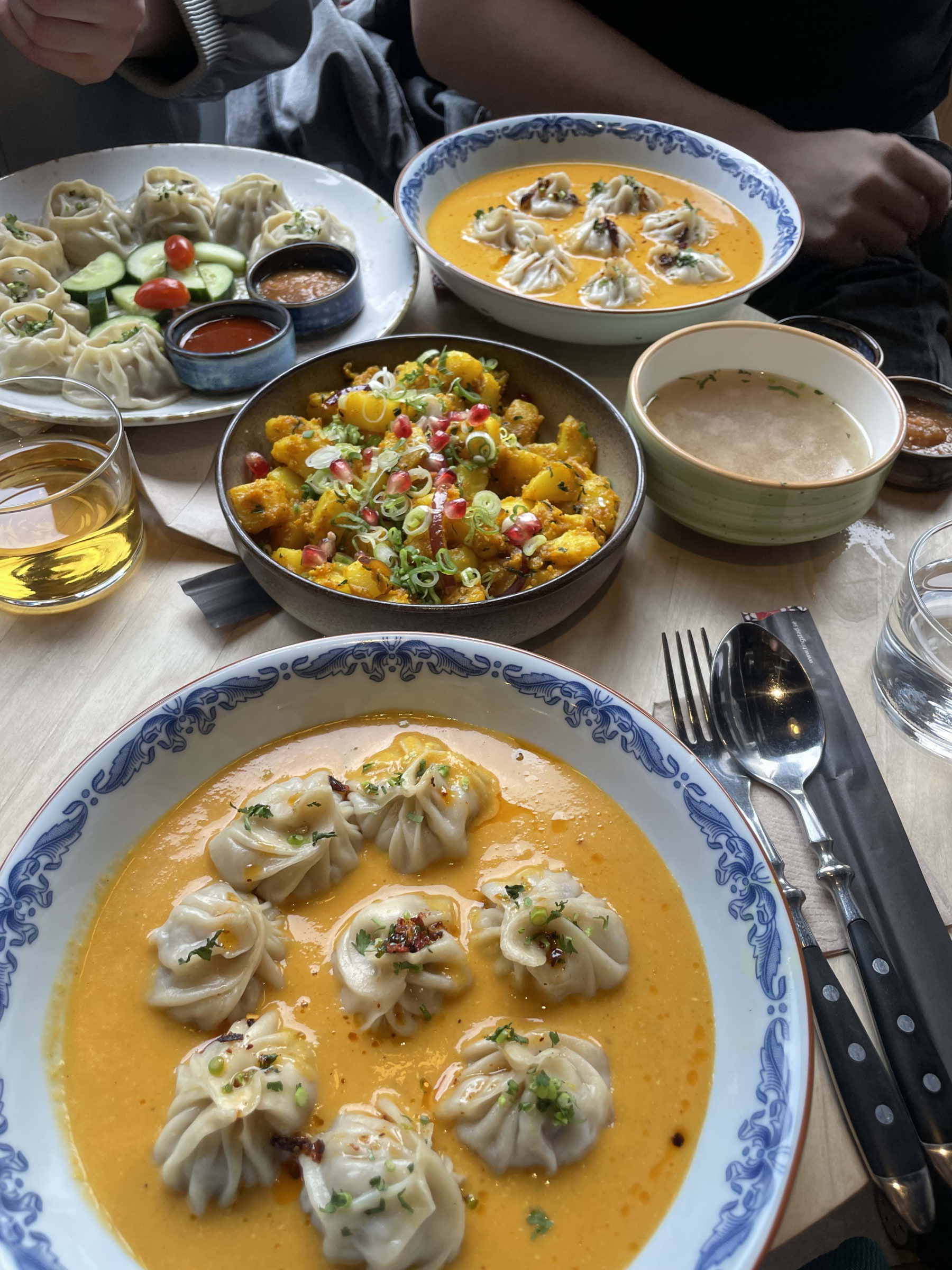 Bild från Aama Himalayan Kitchen av Teolinda L. (2026-05-21)