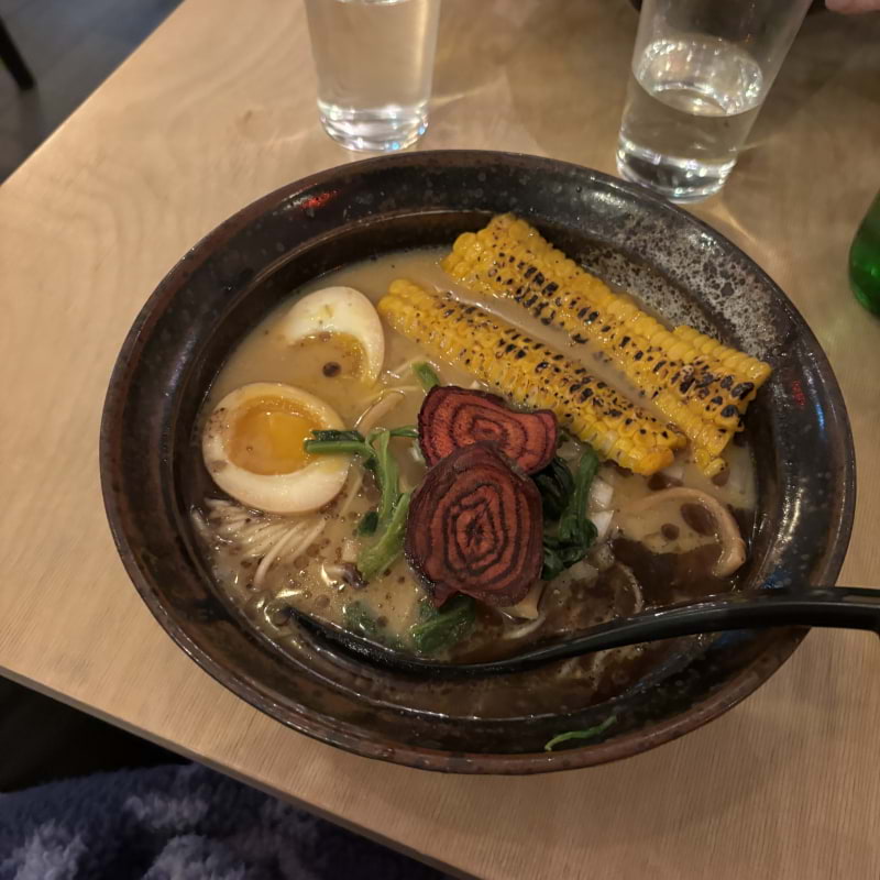 Bebikón vegetarisk ramen – Bild från Ai Ramen Klara av Lisa M. (2024-12-30)