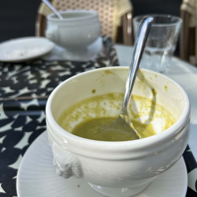 Broccoli ärt soppa – Bild från Bageri Kardemumma Upplands Väsby av Madiha S. (2023-09-22)