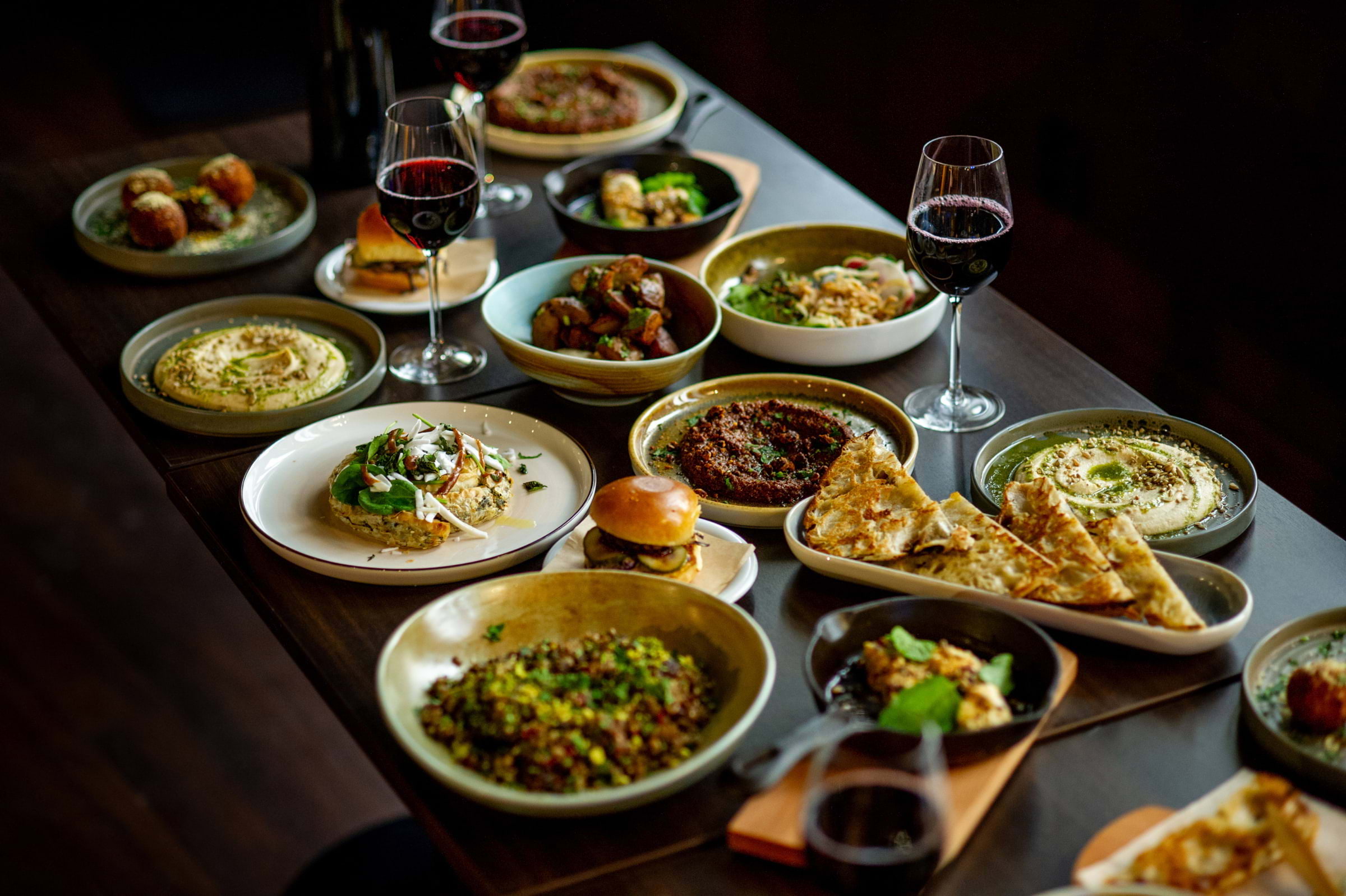 Restaurang Syre: Social dining-rätter med inspiration från Mellanösterns kryddiga kök – Photo from Bacchi Syre by Joakim J. (12/05/2025)