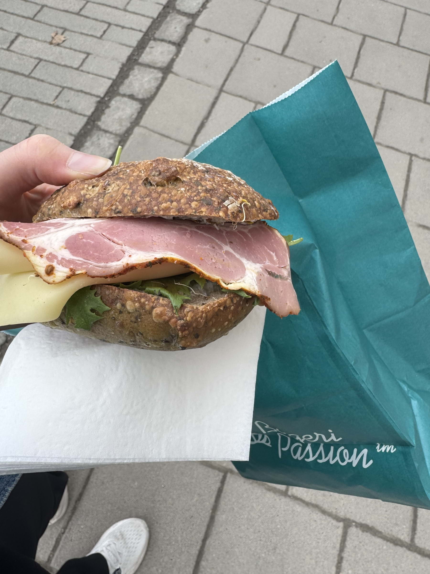 Spenat & fröfralla med ost och skinka – Bild från Bageri Passion av Julia H. (2025-03-31)