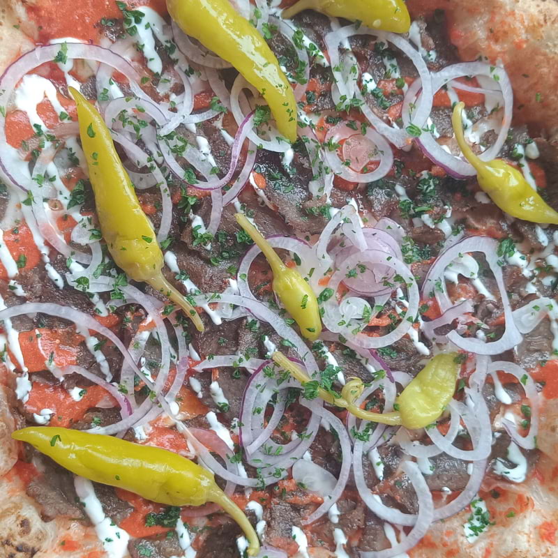 Kebabpizza – Bild från Bara Vedugnspizza av Katarina D. (2025-07-01)